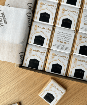 Hajj and Umrah Mubarak Box 2